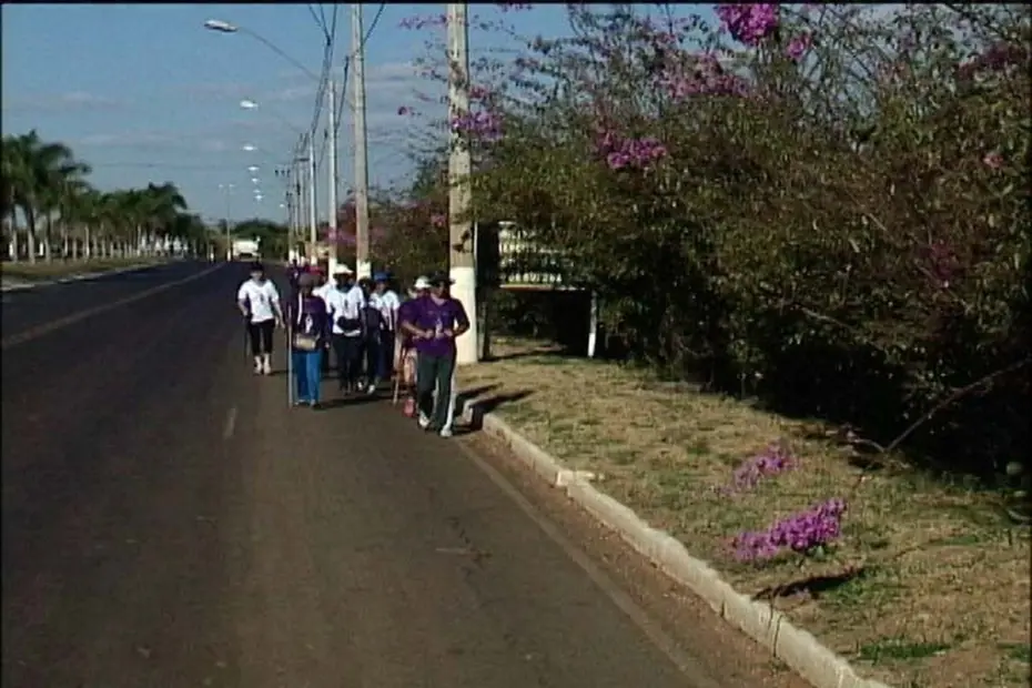 Barracas de apoio aos romeiros comecam a funcionar nesta sexta na BR 365 em Patos de Minas